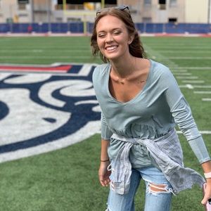 Meet your Posher, Haley